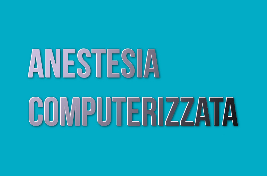 scritta anestesia computerizzata di colore grigio su sfondo azzurro